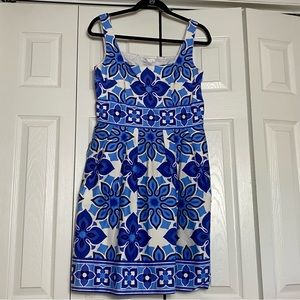 Blue and white patterned sundress with pockets. Size 10